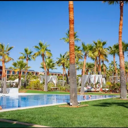 Salgados By Vidamar Hotel 5*